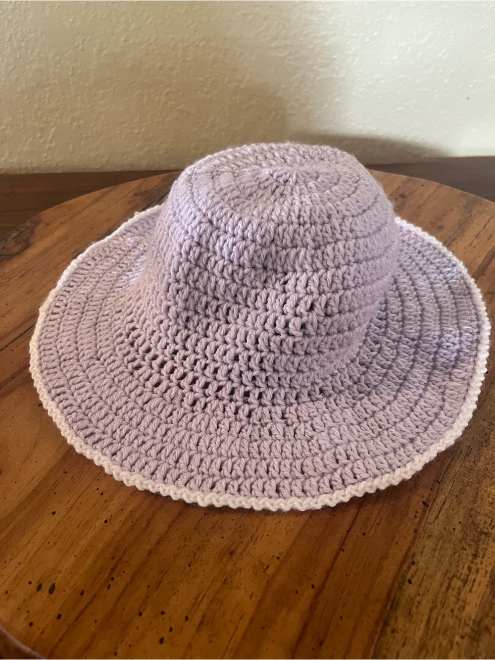 Girls crocheted bucket hat - Picture 3 of 5